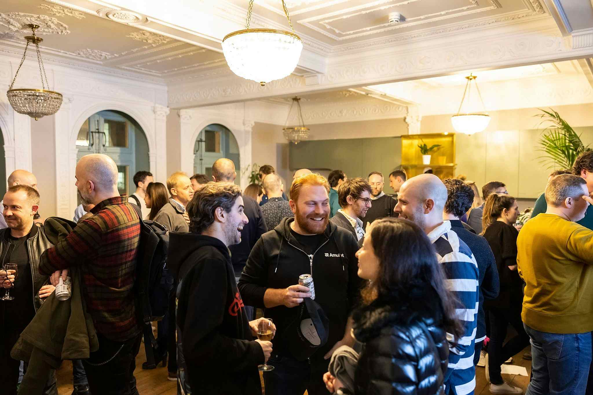 PUBLIC Hall powered by Huckletree